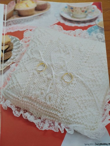 SIMPLY WEDDINGS - Includes Lucky Horseshoe Horace - ALAN DART Knitting Pattern - Picture 10 of 10