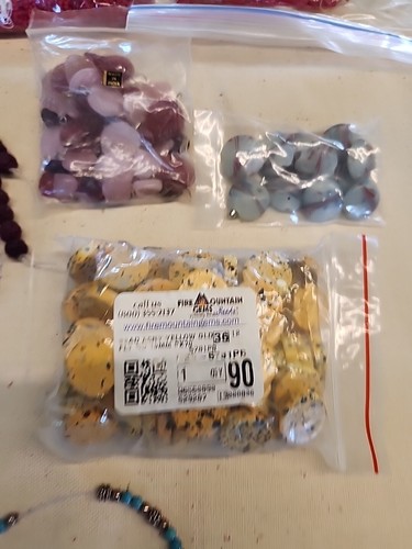 2 Pounds Beads Lot Beads Variety Crafts & Jewelry - Picture 2 of 12