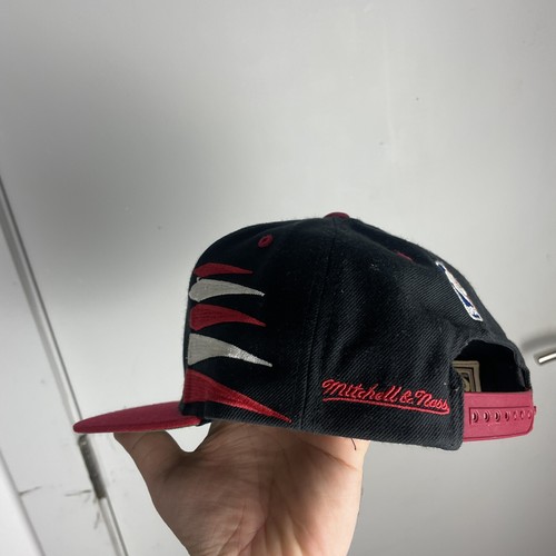 Cappello Mitchell Ness Hardwood Classics Miami Heat Snapback taglio diamante regolabile - Foto 2 di 6