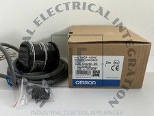 OMRON E6CP-AG5C E6CPAG5C 256P/R Absolute Rotary Encoder Original New in Box