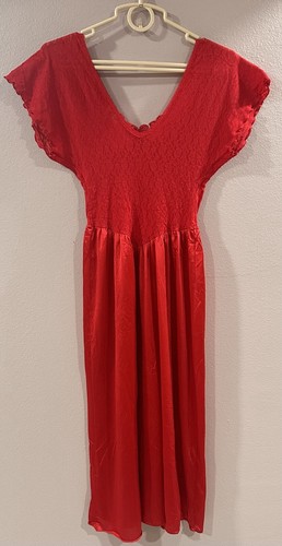 Vintage Cinema Etoile rot Spitze und Satin Maxi Slip Nachthemd Größe Small - Bild 11 von 18