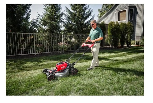 M18 Fuel Brushless Cordless 21 in. Walk Behind Dual Battery Self-Propelled Mo... - Picture 6 of 6