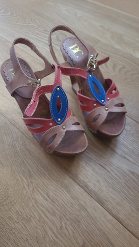 Raffinierte High Heels Größe 38 / UK 7