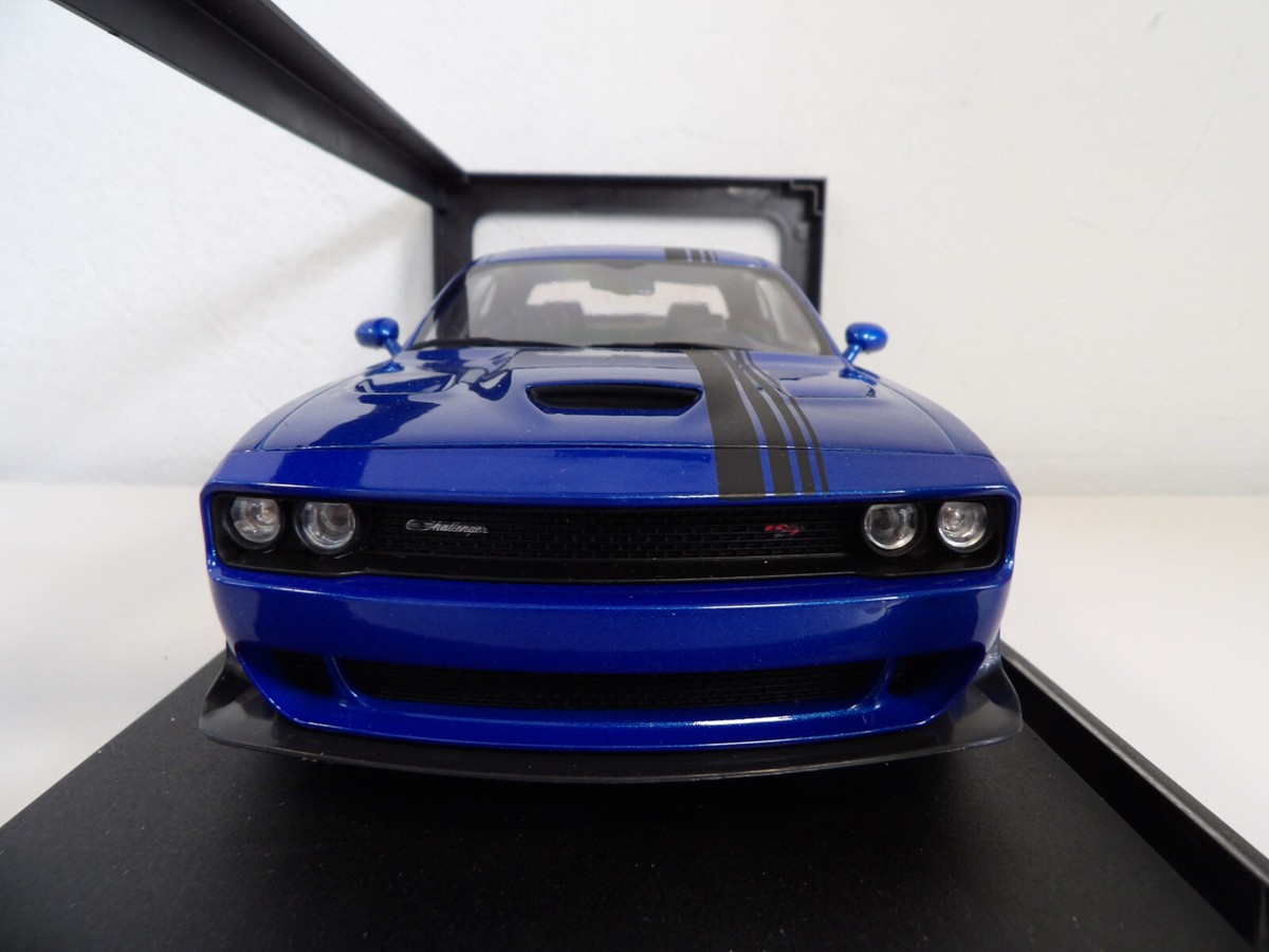 RARE Solido 1:18 Dodge Challenger R/T Scat Pack Widebody
