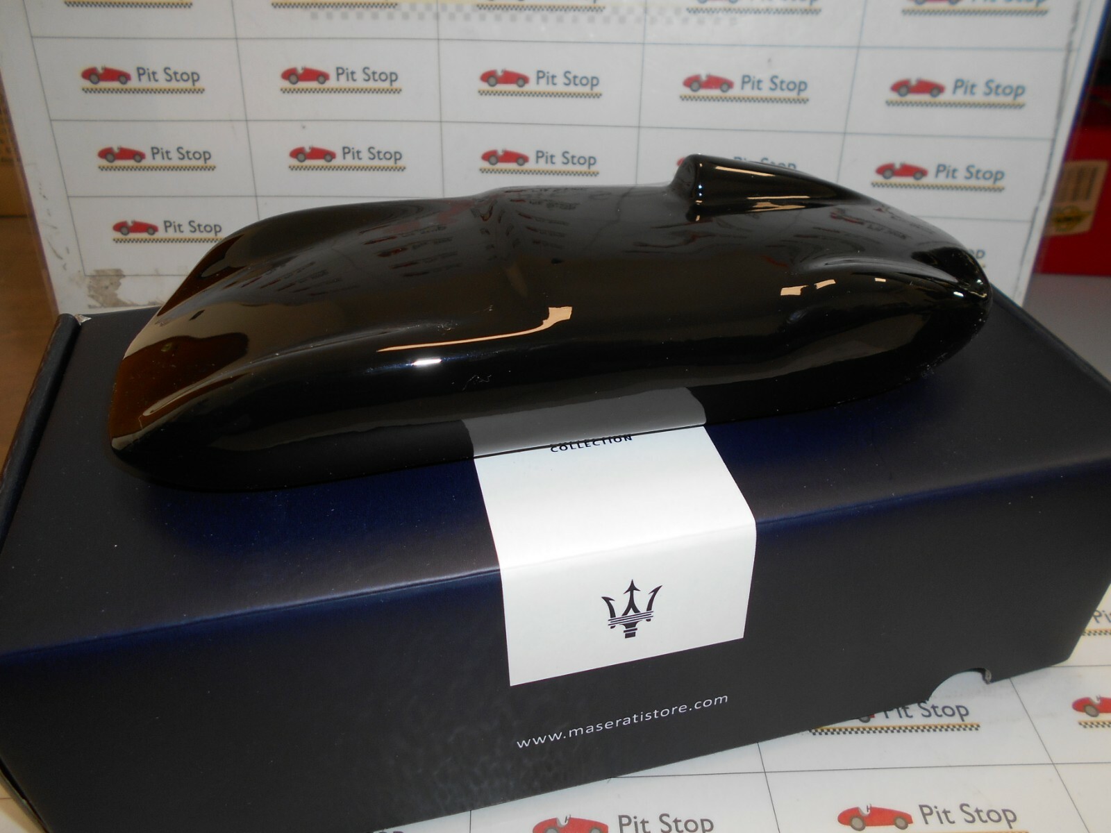 MASMA-MQ300S5CA by MASERATI STORE SILHOUETTE MASERATI 300S 1956-57 schwarz 1 18 MASMA-MQ300S5CA by MASERATI STORE SILHOUETTE MASERATI 300S 1956-57 schwarz 1 18