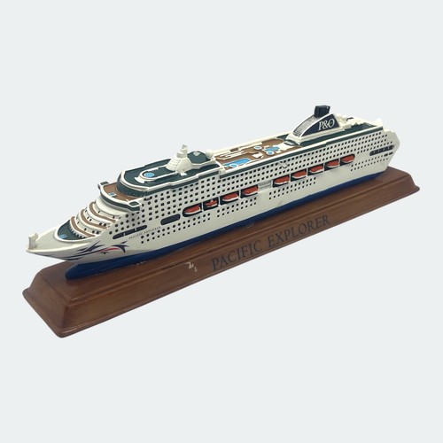 Official P&O Pacific Explorer Retired Cruise Ship 27cm Resin Metal Model *READ* - Picture 4 of 24