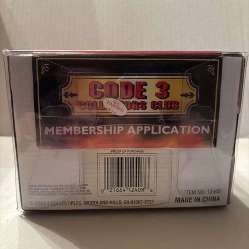 Code 3 Newark NJ Fire Department Suburban Collect Limited Edition 1/64 Scale - Picture 5 of 6