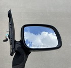 2015-2018 Kia Sedona Passenger Right Side View Power Door Mirror Assembly White