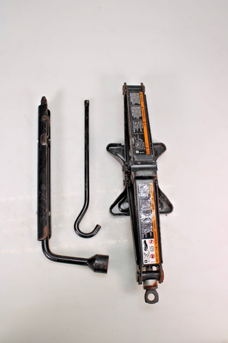 2012-2020 CAMARO Emergency Flat Replacement Jack Tool Kit Set Factory OEM - Picture 1 of 4