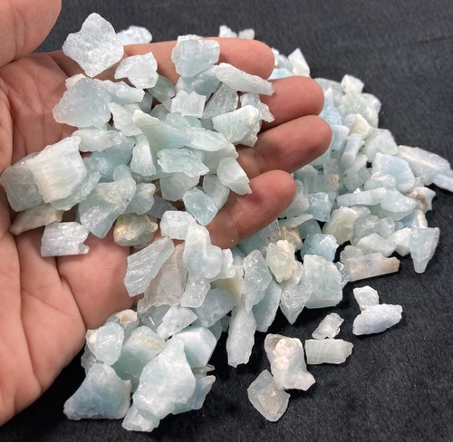Beautiful Natural Rough Aquamarine Crystals from Skardu Pakistan 420g - Picture 3 of 5