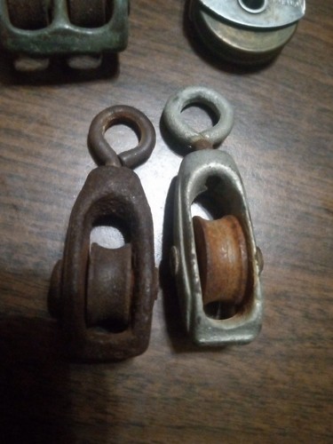 Vintage Mini Pulley Lot Of 4 Decent Usable Condition 1 Double And 3 Single Rare - Picture 9 of 13