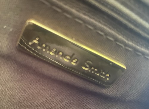 BOLSO DE MANO AMANDA SMITH PAJA MARRÓN GAMUZA DETALLE DOBLE ASA BOLSILLOS INTERIORES USADO EN EXCELENTE ESTADO - Imagen 6 de 6