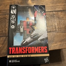Hasbro Collectibles - Transformers - Age of the Primes - Aerialbot Skydive  New