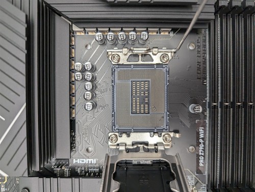 FAULTY MSI Intel PRO Z790-P WIFI Motherboard ATX - Afbeelding 4 van 4