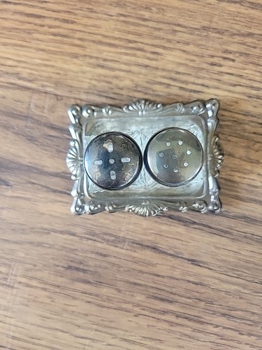 Mini piatto sale e pepe su vassoio vintage taglio vetro e argento made in Hong Kong - Foto 2 di 7