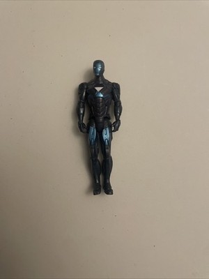 Hasbro 2011 Marvel Black and Blue Iron Man 3 Hydro Shock Action Figure 4.5''