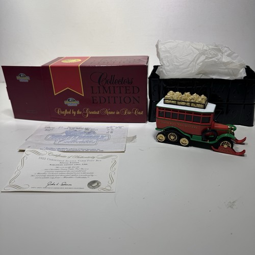 Matchbox Models of Yesteryear YYM36793 Scania-Vabis Post Bus North Pole NIB COA - Picture 2 of 14