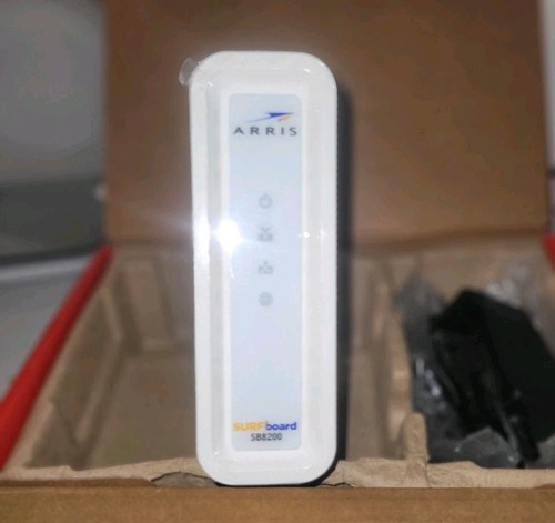 ARRIS SURFboard SB8200 DOCSIS 3.1 10 Gbps Cable Modem - Picture 10 of 12