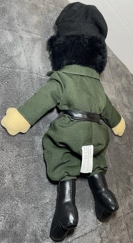 Unemployed Philosophers Guild Che Guevara Little Thinker Plush Doll - Picture 7 of 7