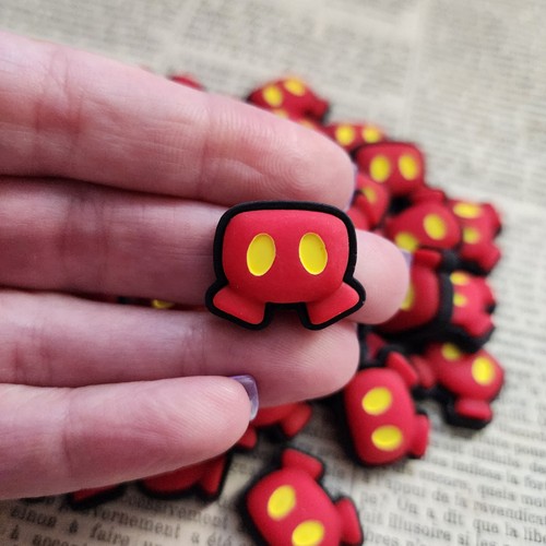 5pc Mickey's Shorts Resin Flatback Cabochons - Findings - Jewlery DIY - Picture 2 of 3