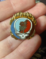 Vintage GRATEFUL DEAD - Flamkng Skull & Rose - Enamel Hat Pin