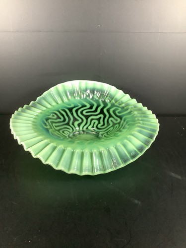 1903 Jefferson Swirling Maze Green Opalescent Brides Basket Crimped Edge EUC - Picture 2 of 12