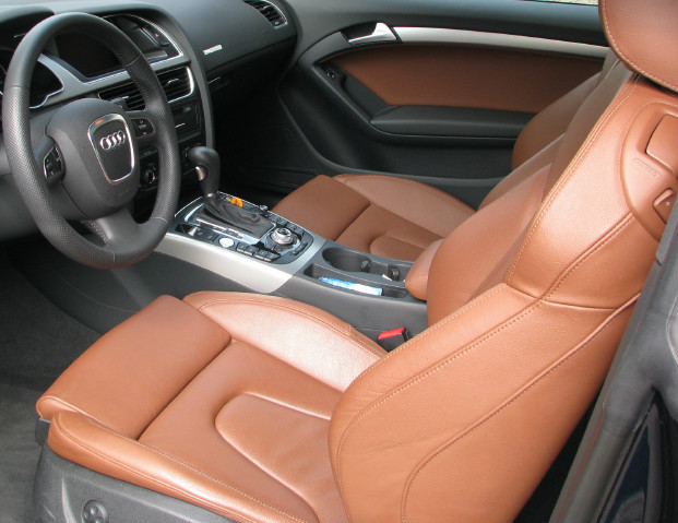Kit Rigenera Colore Pelle Tonico Cannella AUDI Marrone interni A5 ZIMT BRAUN Kit Rigenera Colore Pelle Tonico Cannella AUDI Marrone interni A5 ZIMT BRAUN