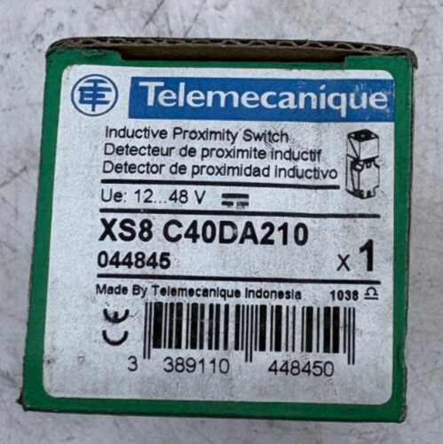 Capteur de proximité Schneider Electric XS8 C40DA210 : Détecteur inductif 20mm