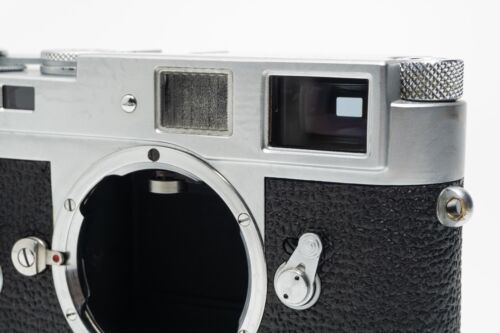 Leica M2 Self Timer With Rapid Quick Loading System - Picture 14 of 24