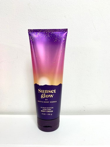 Crema corporal Bath & Body Works 24 horas humedad ultra karité 8 oz (elige tu aroma) - Imagen 55 de 80
