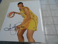 TINA THOMPSON AUTHENTIC SIGNED/AUTOGRAPHED 8X10 PHOTO LOS ANGELES SPARKS WNBA