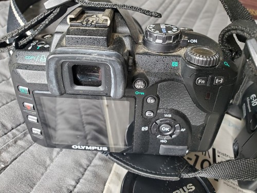 Olympus Camdia E-10 4MP Digital Camera - READ - Picture 4 of 24