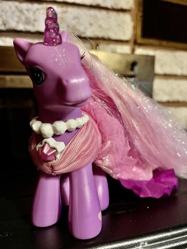 2006 My Little Pony G3 LILY LIGHTLY Purple Unicorn Lights Up - Picture 4 of 14