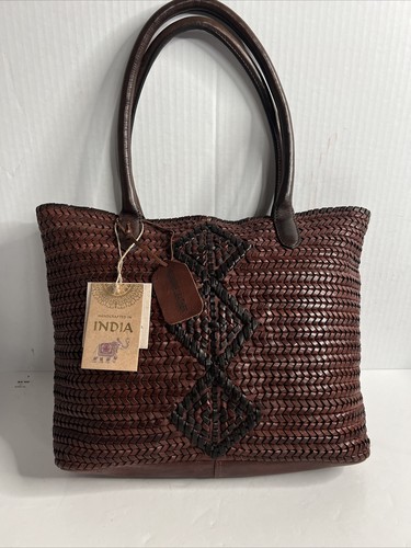 NWT Handcrafted in India Genuine Leather Woven Brown LG Shoulder Bag - Picture 1 of 9