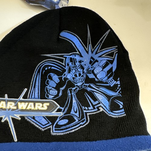 Official Star Wars Black Youth Beanie Knit Hat Winter Hat Lucas Films H4 - Picture 2 of 8