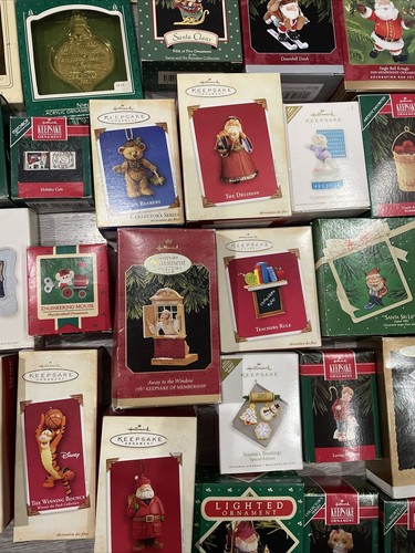 Lot Of 50 Hallmark Keepsake Ornaments - Picture 6 of 10