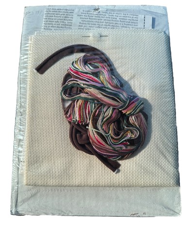 Bernat Cross Stitch Kit Grandmother's Pillow Floral Rose 12x12” #95-4250-00 - Picture 2 of 2