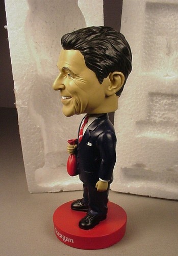 Ronald Reagan Nodder BobbleHead Bosley Bobbers MIB US President figure doll 2010 - Picture 6 of 6