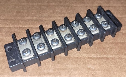 MAGNUM TB3 TERMINAL STRIP DUAL ROW HIGH BARRIER 7 POLE 6"X2-3/4"X3/4" BLACK - Picture 3 of 9