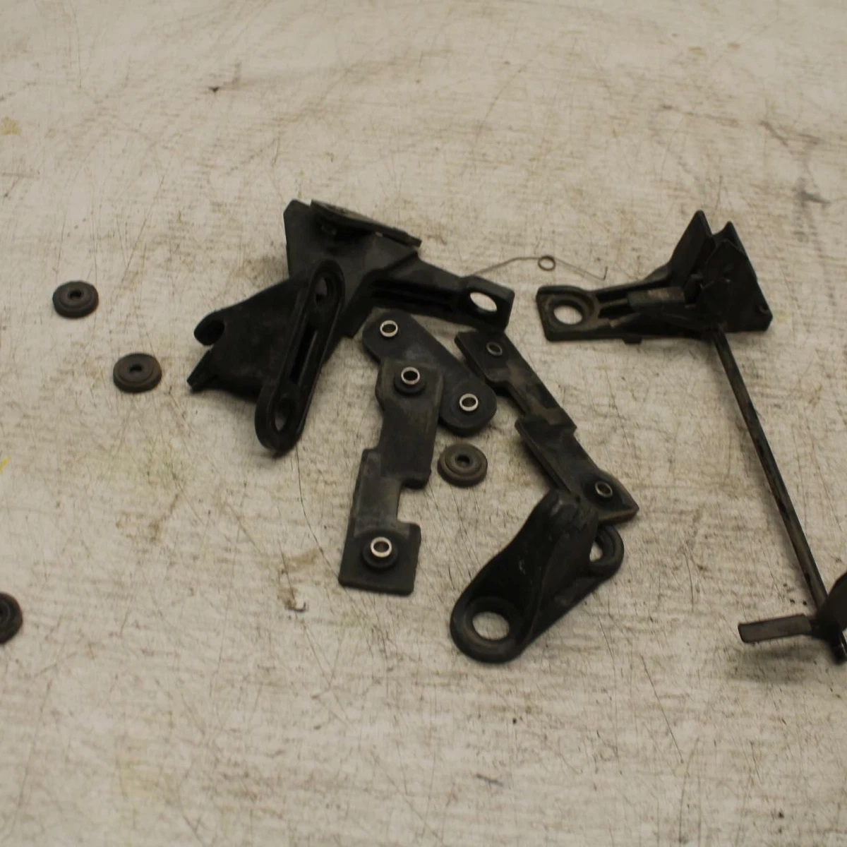 07 13 BMW R1200GS ADVENTURE REAR PASSENGER SEAT LATCH LOCK