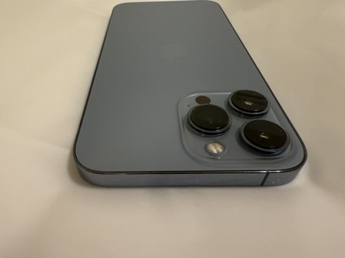 Apple iPhone 13 Pro Max - 1TB - Sierra Blue (Unlocked) A2484 - Picture 6 of 12
