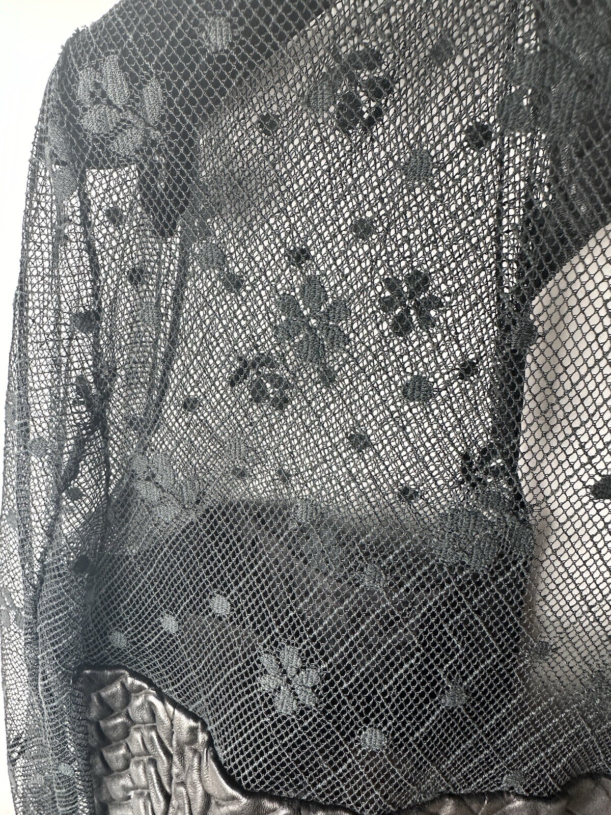 Picture 15 of 24