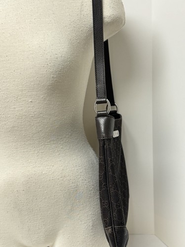 GUCCI One Shoulder Bag 196140 GG Brown Canvas Shoulder Handbag - Read - Picture 2 of 20