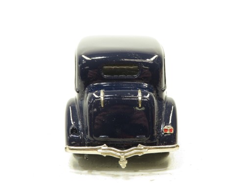 The Brooklyn Collection 1936 Pierce Arrow 1601 Sedan (Brk. 81) LN 8137 - Picture 4 of 10