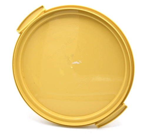 Vintage Tupperware Cake Holder Carry Handle Take Yellow Strap Dome Lid Protect - Picture 2 of 4
