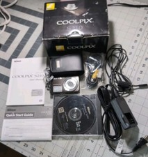 Nikon COOLPIX S210 8.0MP PLUM Compact Digital Camera W Charger & Battery Tested