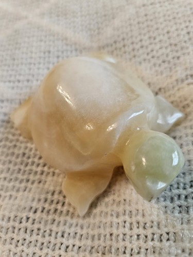 3-1/4" x 2-1/2" Yellow Citrine Hand Carved Stone Crystal Turtle - Picture 3 of 5