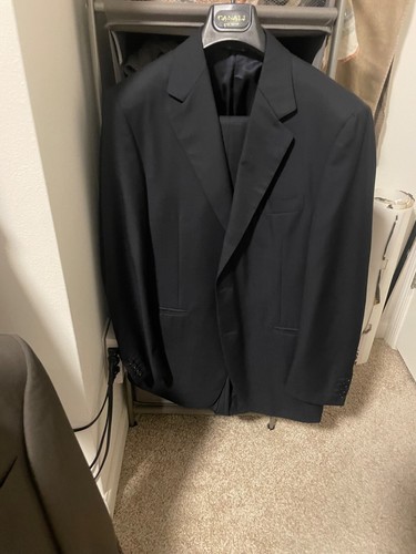 canali suits !! 48 r or 38 US and one 50 worn once from Italy  - Picture 4 of 16