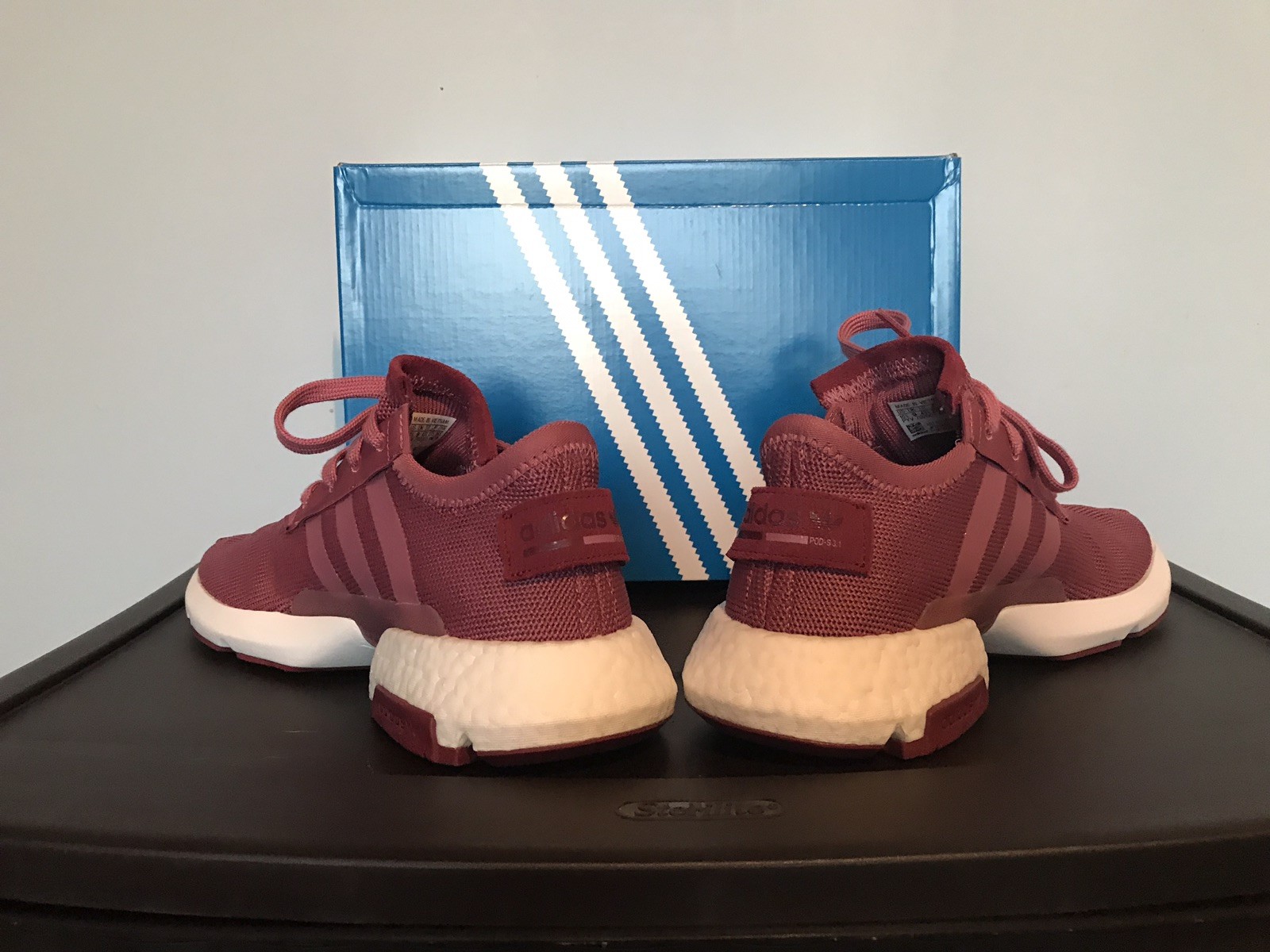 Womens Adidas Adidas Adidas Originals Pod s3.1 Maroon Size 10.5 c7b869 Womens Adidas Adidas Adidas Originals Pod s3.1 Maroon Size 10.5 c7b869