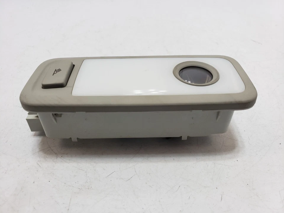 ✅ Lámpara de luz de lectura cúpula de pasajero trasero derecho Audi Q5 SQ5 2009-2017 OEM Foto 4 de 4